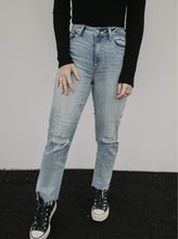 Load image into Gallery viewer, High Rise Straight Denim
