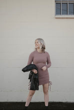 Load image into Gallery viewer, Brown Ribbed Long Sleeve Dress
