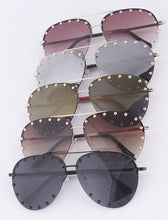 Load image into Gallery viewer, RESTOCK Studded Aviator Sunglasses
